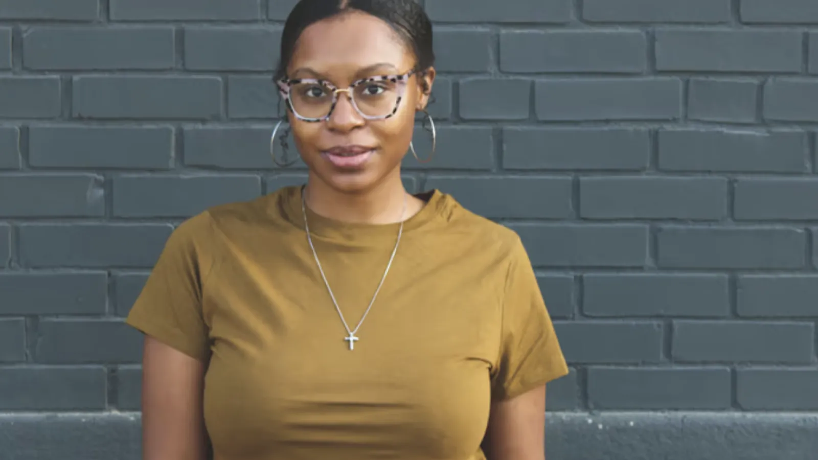 photo of Ajanae smiling