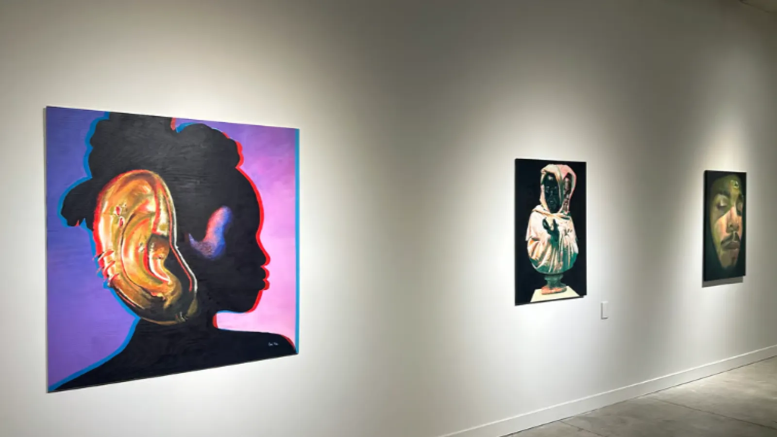 A photo of Arris' J. Cohen's work in the exhibtion.