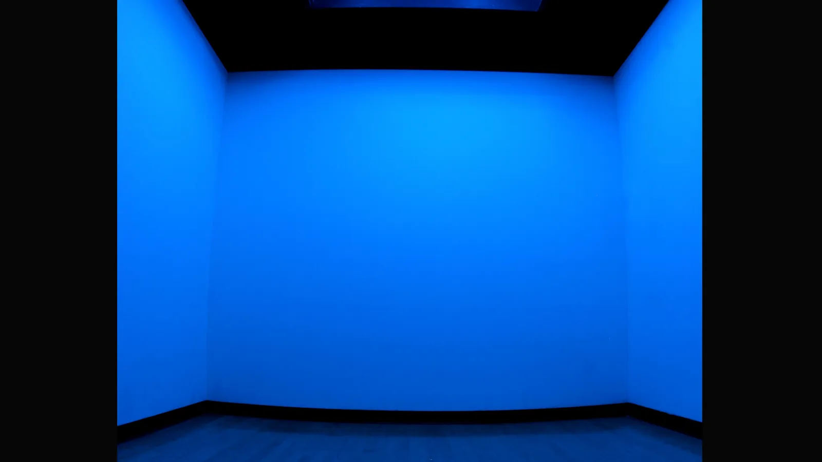 Hiromi Takizawa: Crossing the Pacific Ocean, Glass and Neon, 2009