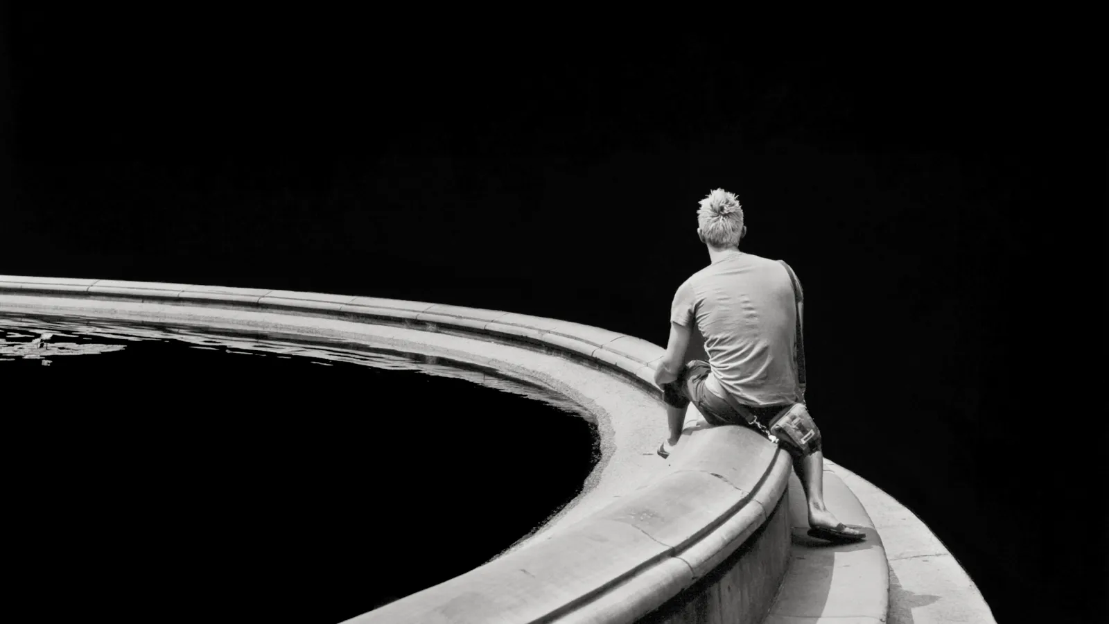 Donald Lokuta: Man at Fountain 2008-2009