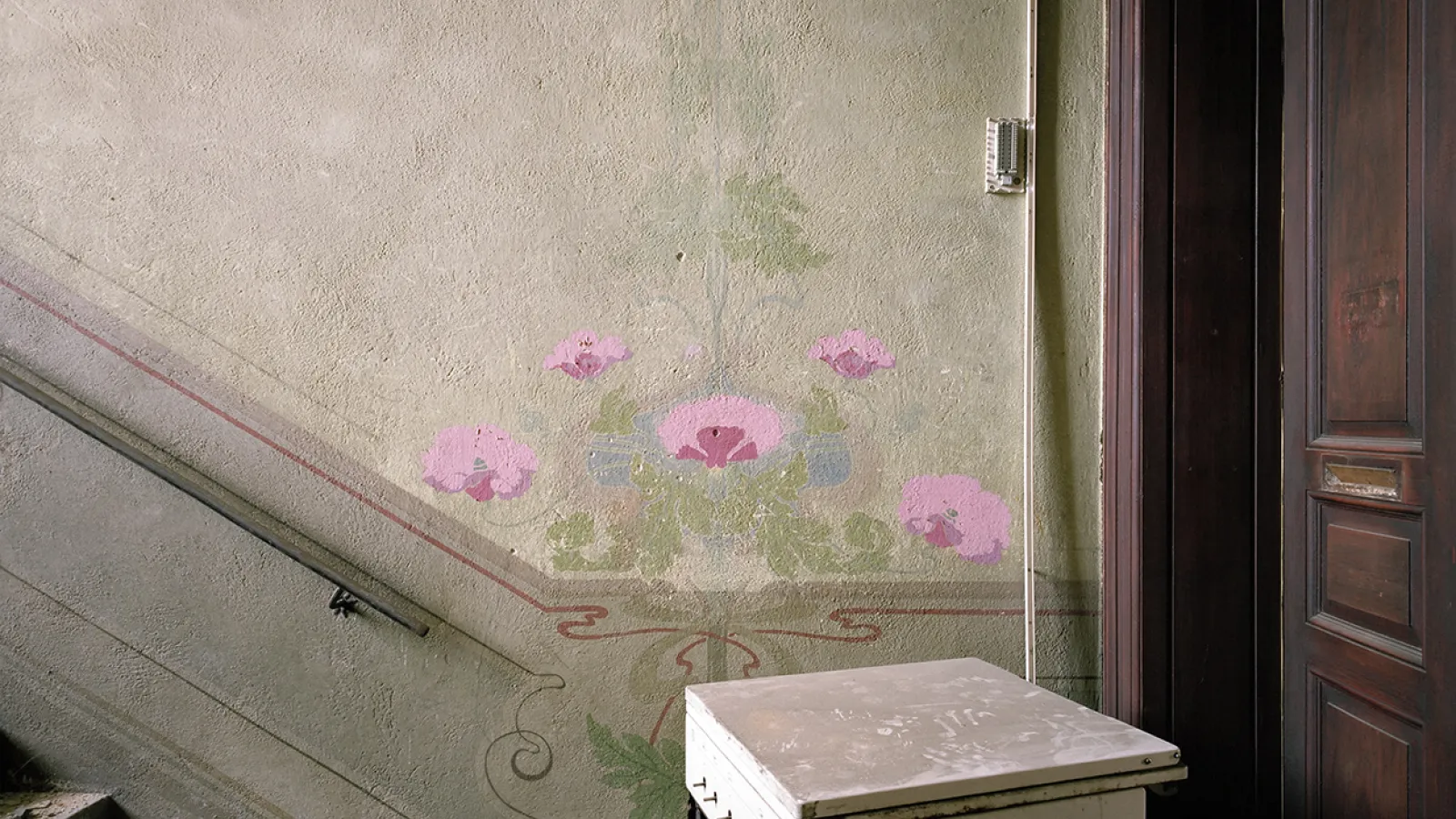 Fredrik Marsh: Abandoned Apartment, Stauffenbergallee, 2006