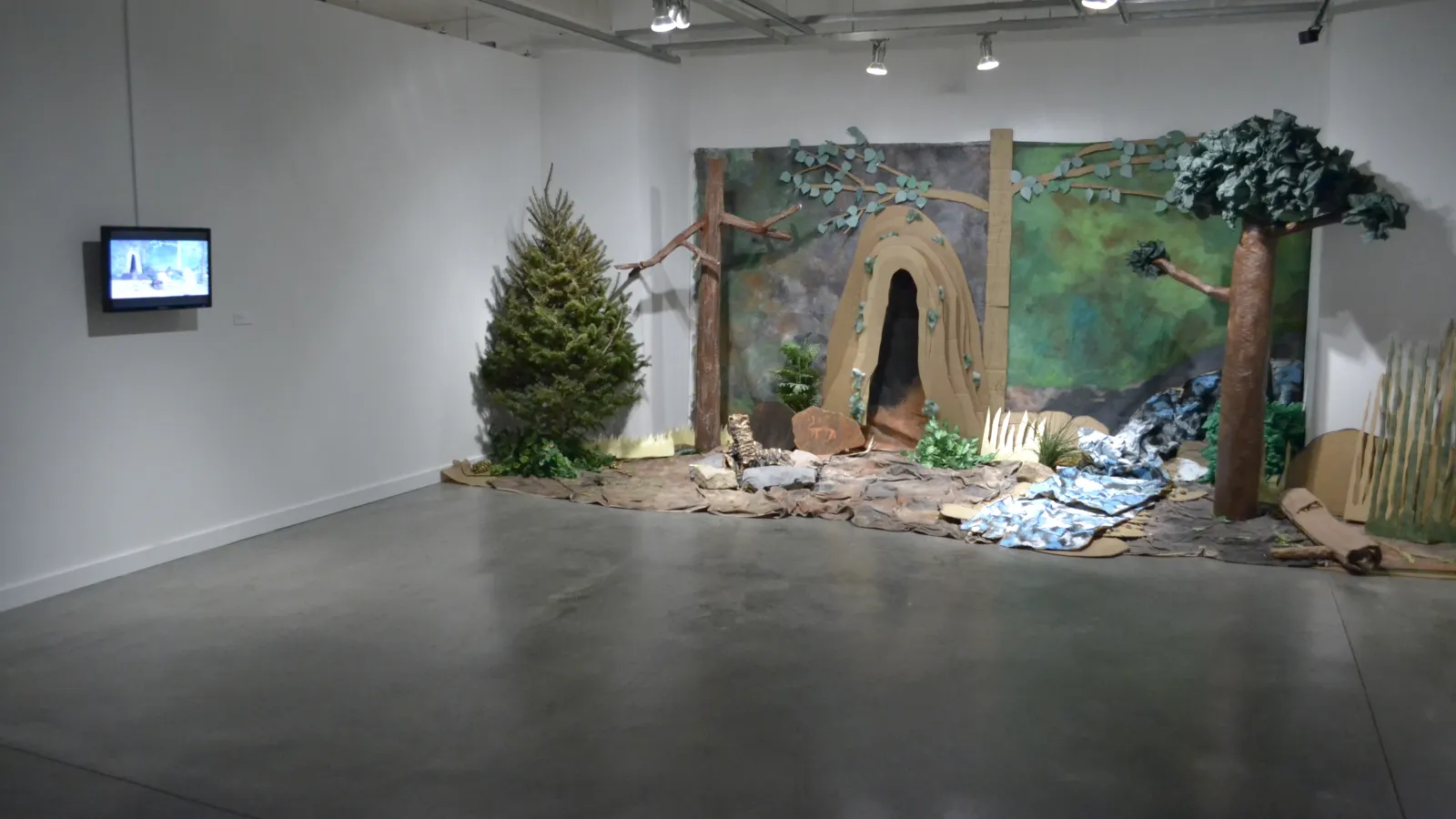Gallery view of Amanda Kline's video and installation