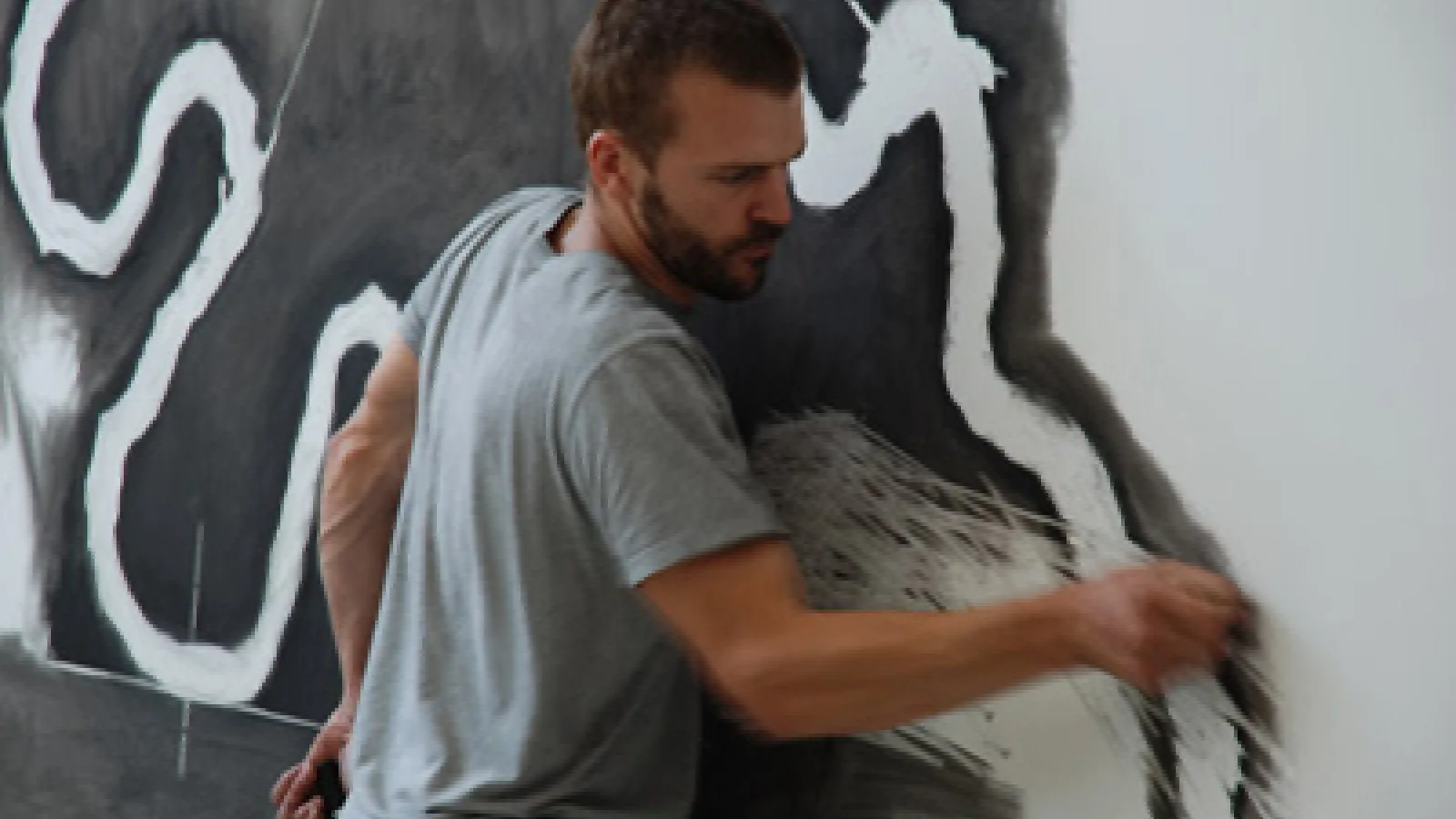 Reitenbach working on his piece