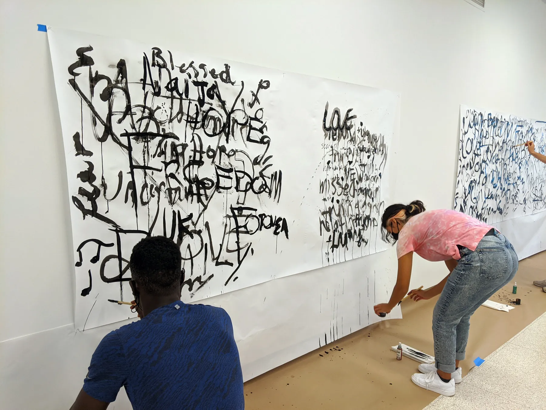 Rapid Fire Text: students writing down words