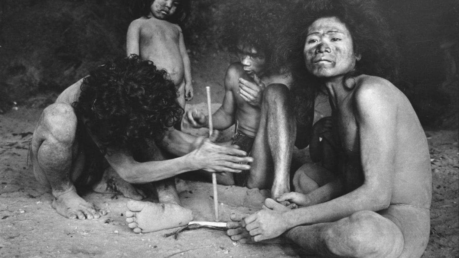 Image of John Nance: "Making a Fire," black and white photography, 1972-1974