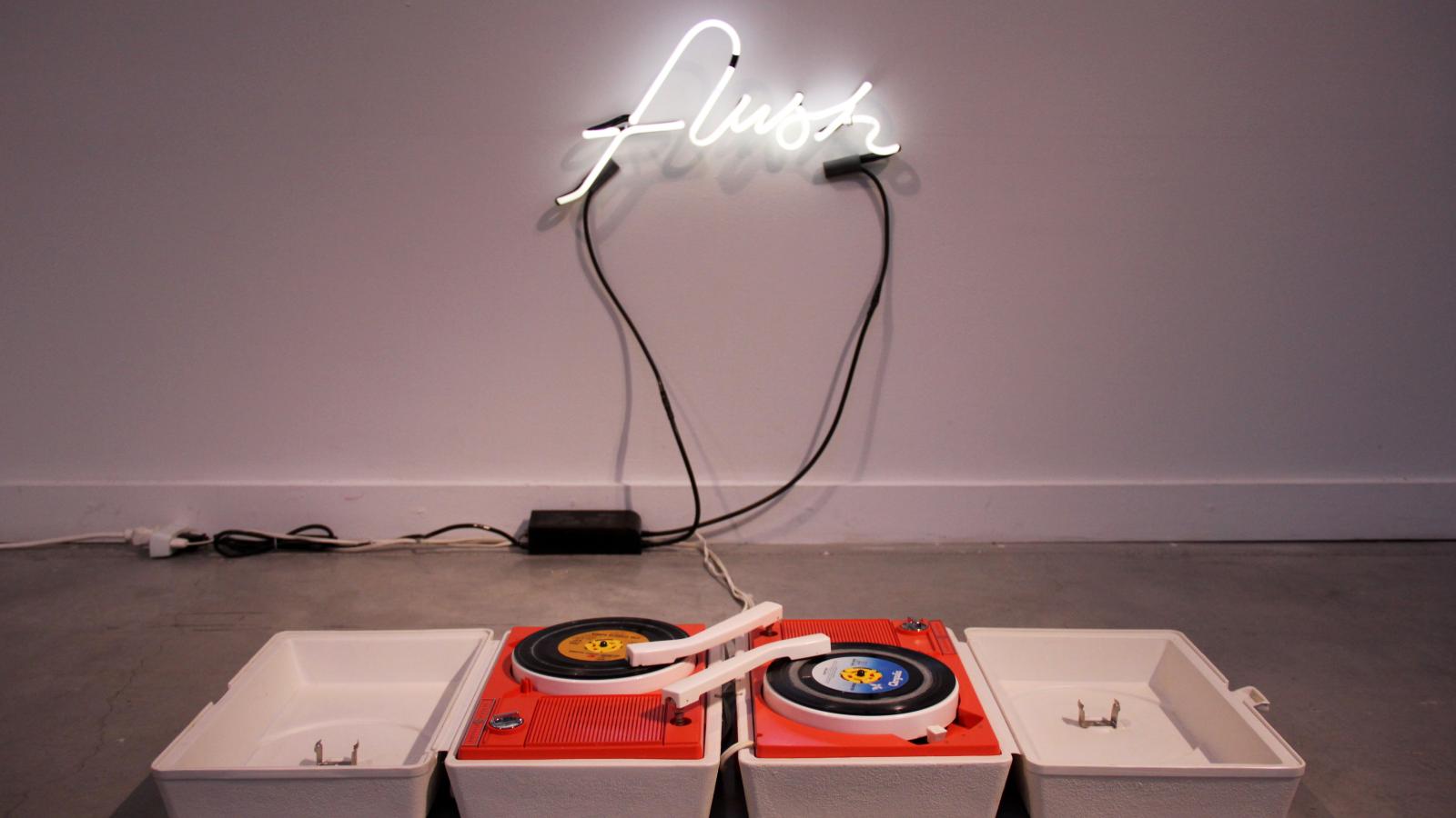 Image of Andres Felipe Castelblanco Olaya: flush. vinyl records, turntables, neon-custom electronics, 2013